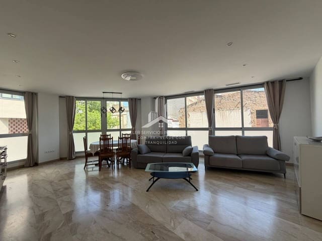 3 bedroom Flat for rent in Castelló de la Plana with garage - € 1,500 (Ref: 9844744)