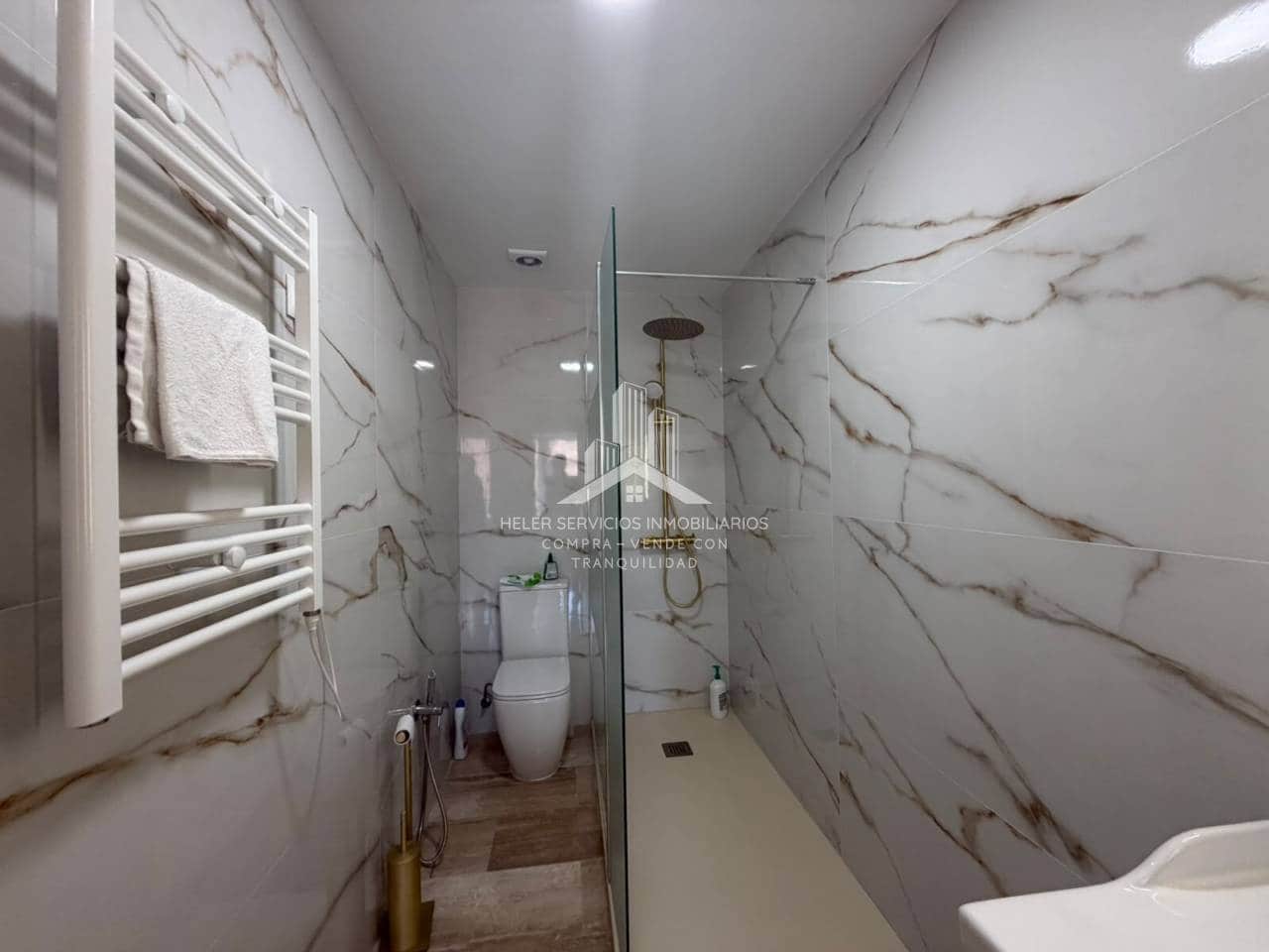 Piso de 3 habitaciones en Castelló de la Plana en alquiler con garaje - 1.500 € (Ref: 9844744)