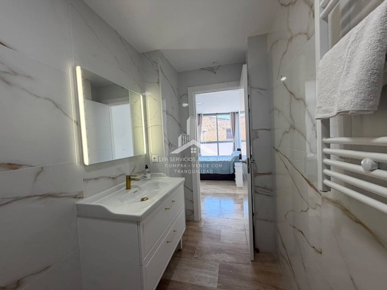 Piso de 3 habitaciones en Castelló de la Plana en alquiler con garaje - 1.500 € (Ref: 9844744)