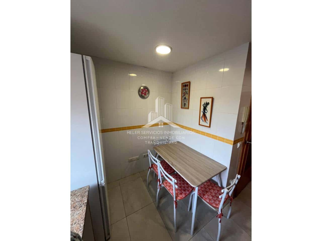 3 slaapkamer Rijtjeshuis te koop in Almassora / Almazora met zwembad garage - € 150.000 (Ref: 9844746)