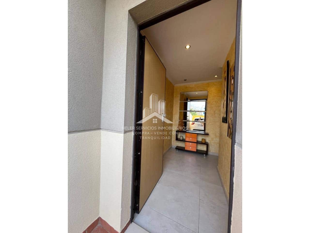 3 slaapkamer Rijtjeshuis te koop in Almassora / Almazora met zwembad garage - € 150.000 (Ref: 9844746)