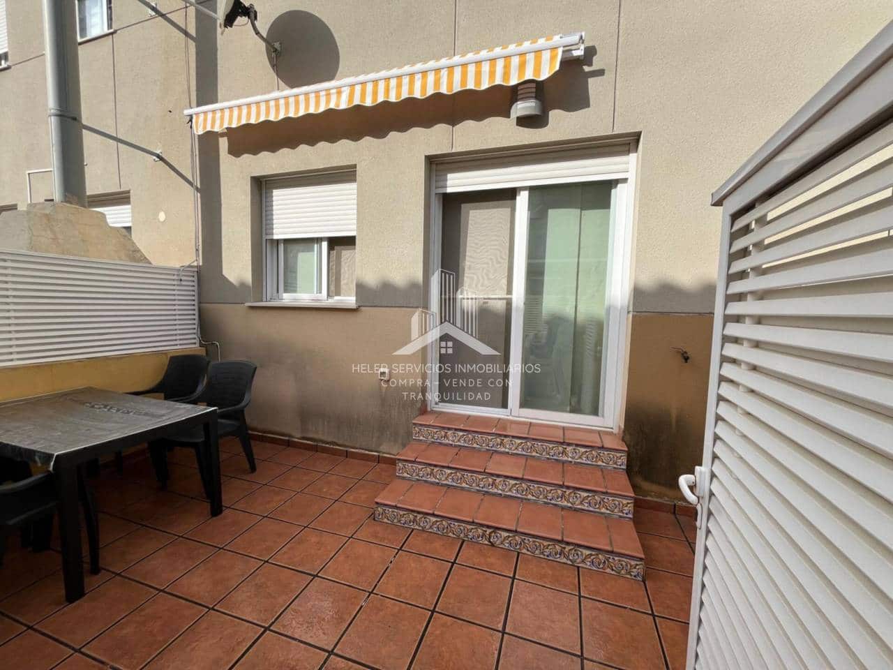 3 slaapkamer Rijtjeshuis te koop in Almassora / Almazora met zwembad garage - € 150.000 (Ref: 9844746)
