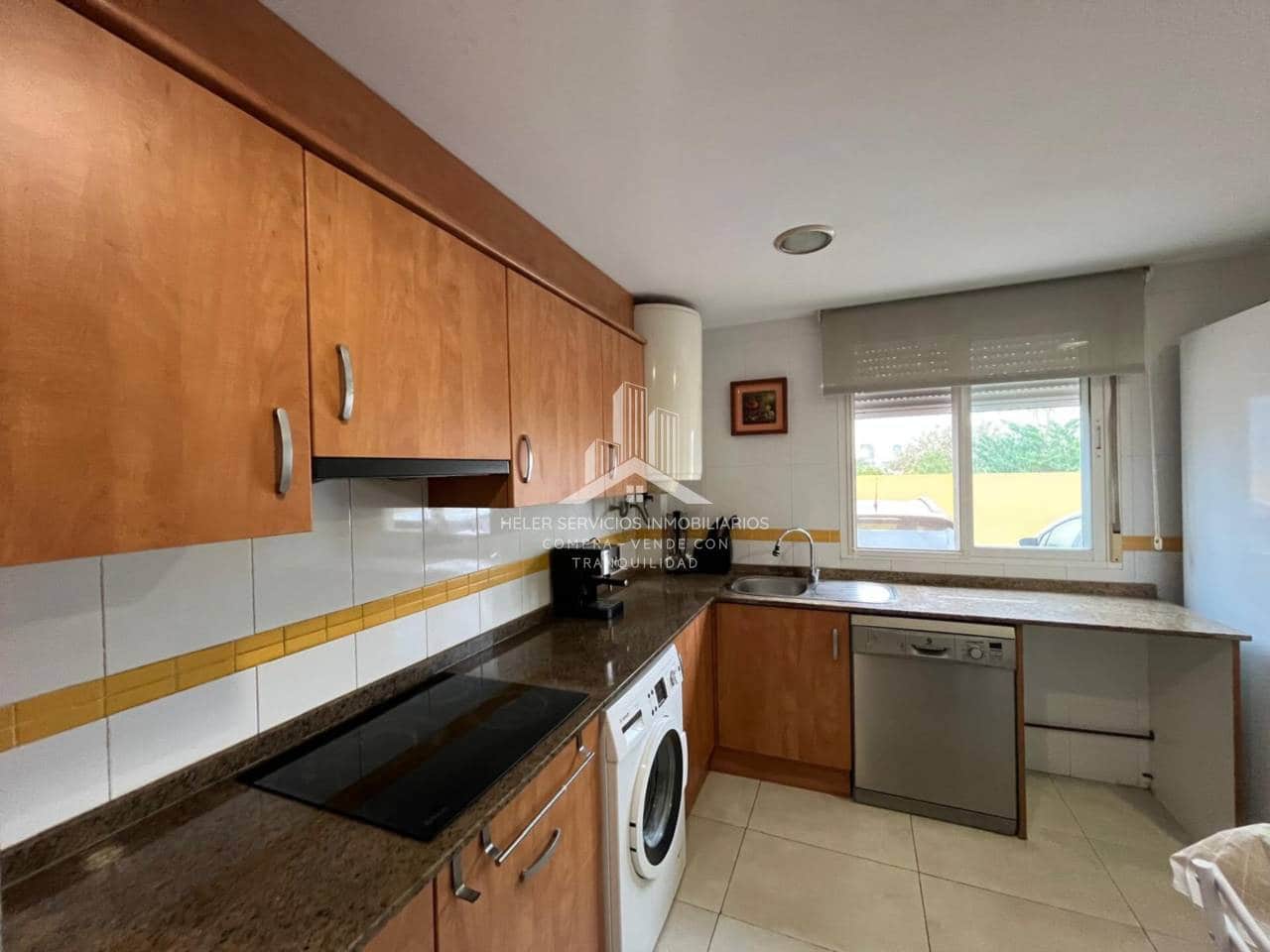 3 slaapkamer Rijtjeshuis te koop in Almassora / Almazora met zwembad garage - € 150.000 (Ref: 9844746)