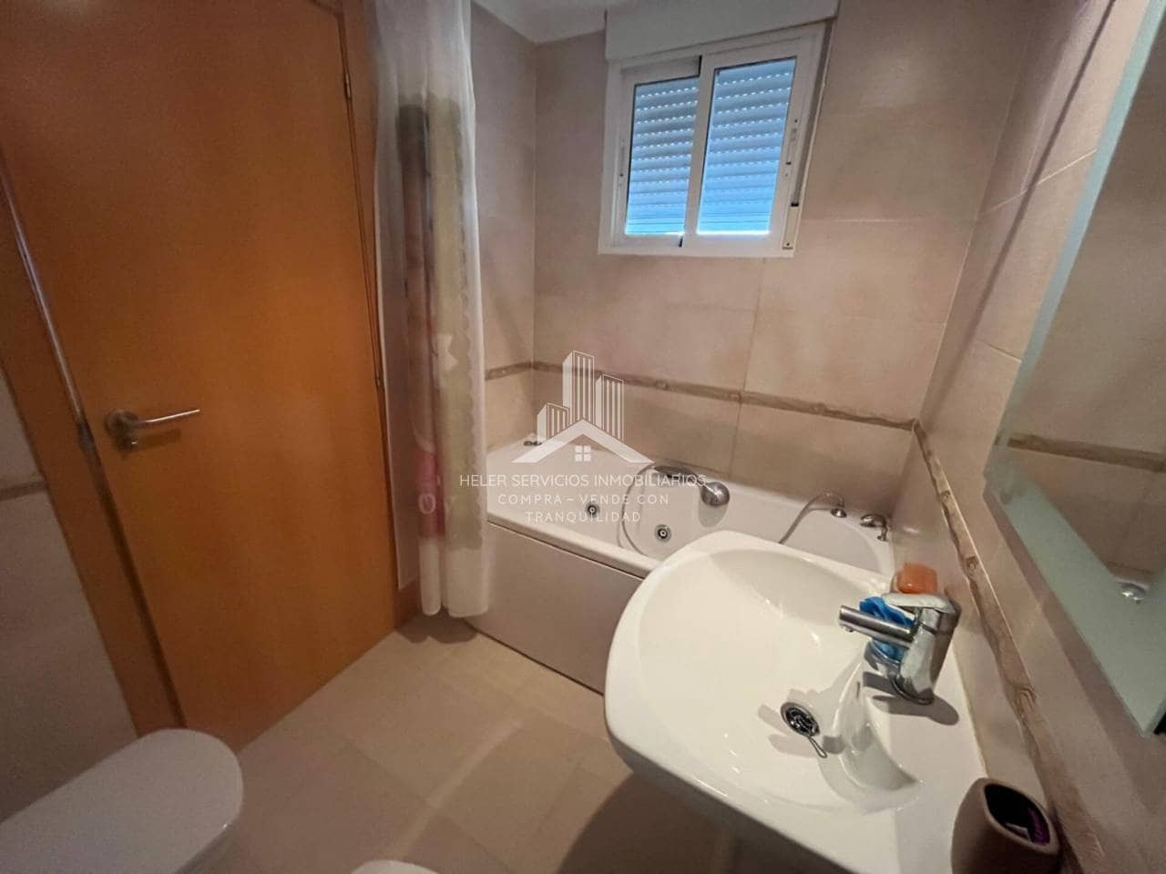 3 slaapkamer Rijtjeshuis te koop in Almassora / Almazora met zwembad garage - € 150.000 (Ref: 9844746)