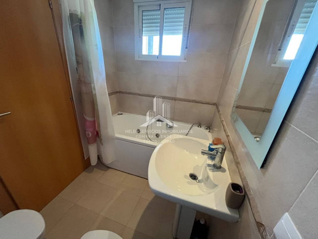 3 slaapkamer Rijtjeshuis te koop in Almassora / Almazora met zwembad garage - € 150.000 (Ref: 9844746)