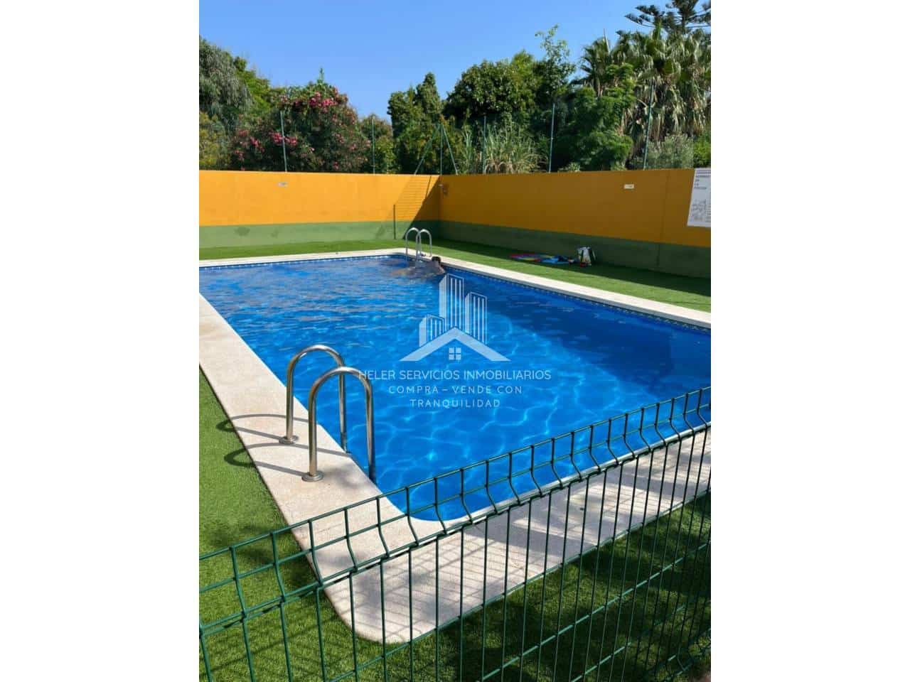 3 slaapkamer Rijtjeshuis te koop in Almassora / Almazora met zwembad garage - € 150.000 (Ref: 9844746)