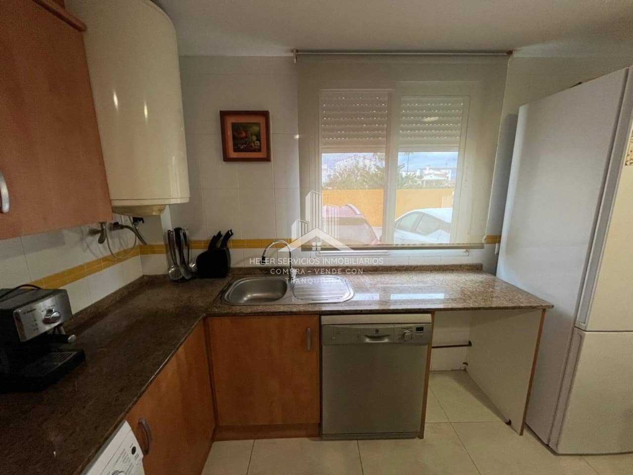 3 slaapkamer Rijtjeshuis te koop in Almassora / Almazora met zwembad garage - € 150.000 (Ref: 9844746)