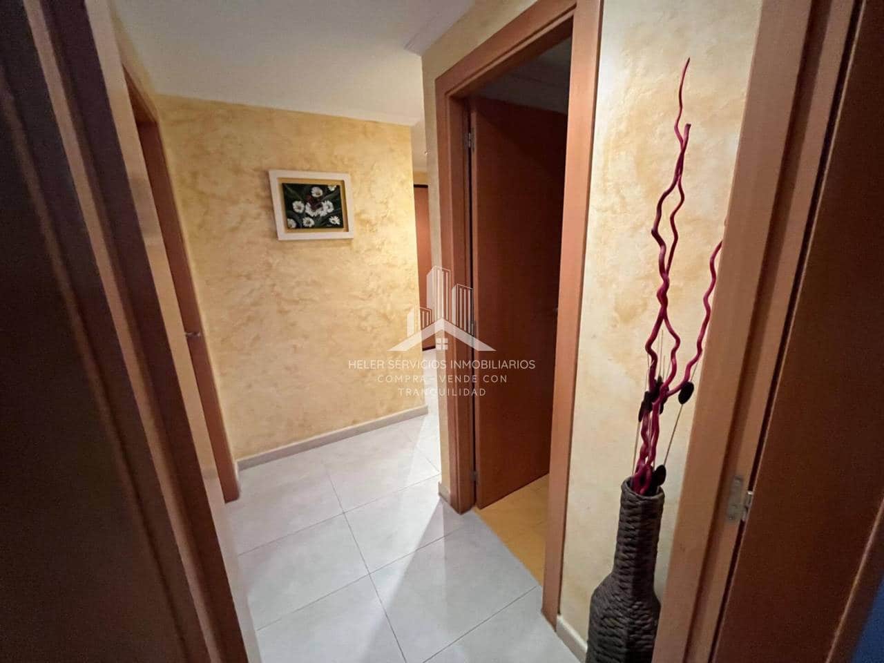 3 slaapkamer Rijtjeshuis te koop in Almassora / Almazora met zwembad garage - € 150.000 (Ref: 9844746)