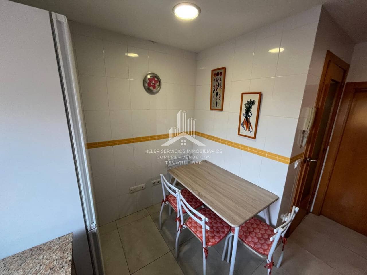 3 slaapkamer Rijtjeshuis te koop in Almassora / Almazora met zwembad garage - € 150.000 (Ref: 9844746)