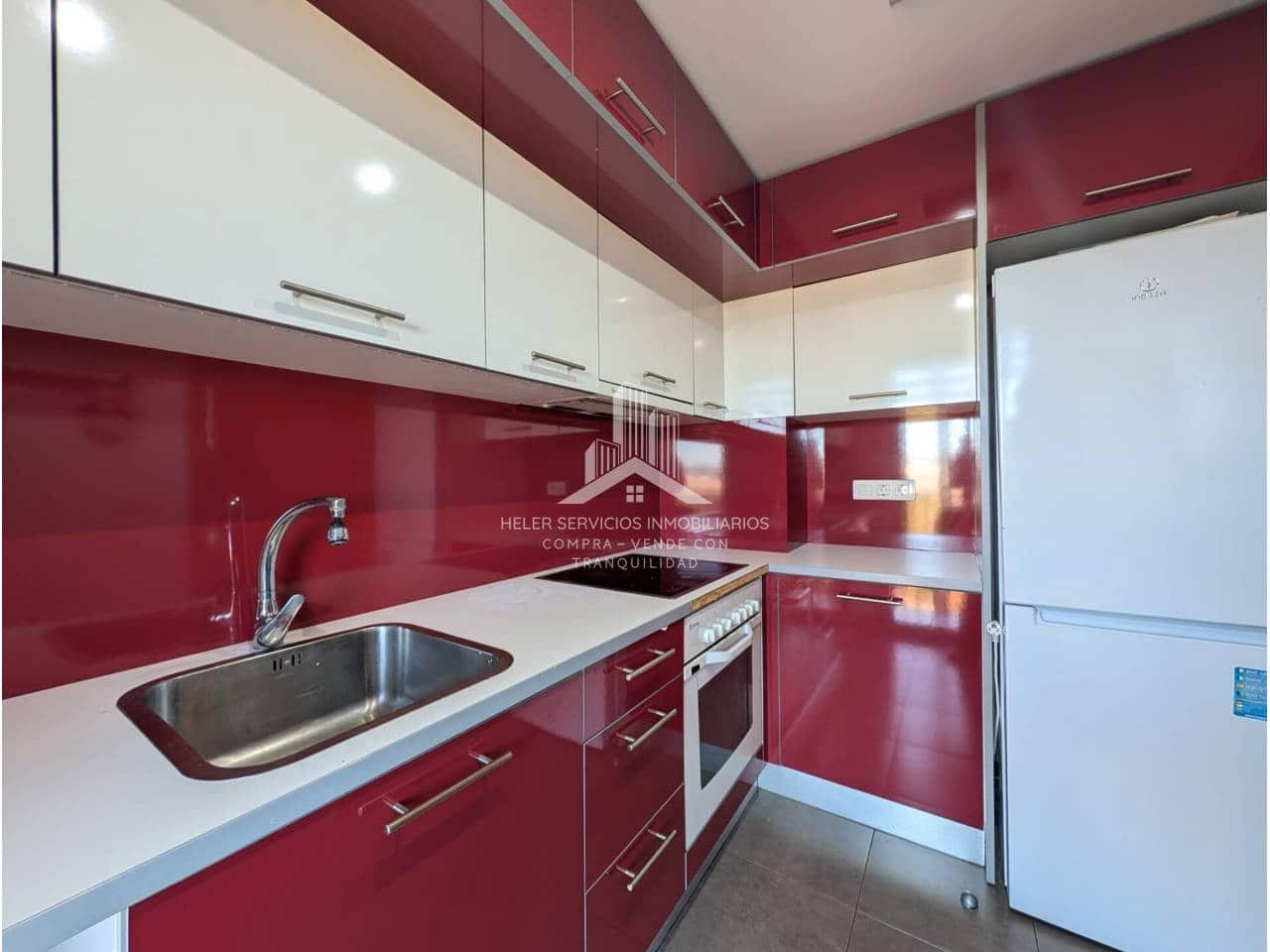 2 bedroom Flat for sale in Castello de la Plana with garage - € 205,000 (Ref: 9844748)