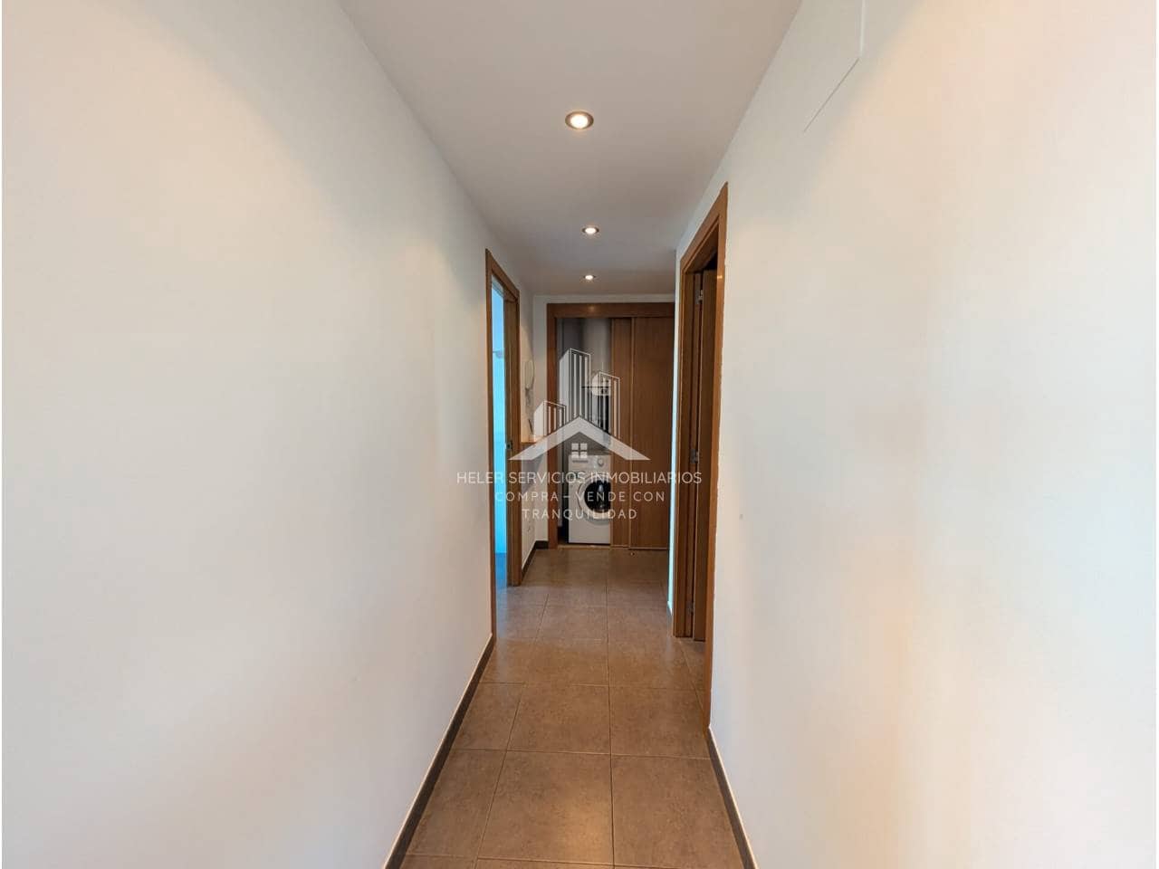 2 bedroom Flat for sale in Castello de la Plana with garage - € 205,000 (Ref: 9844748)