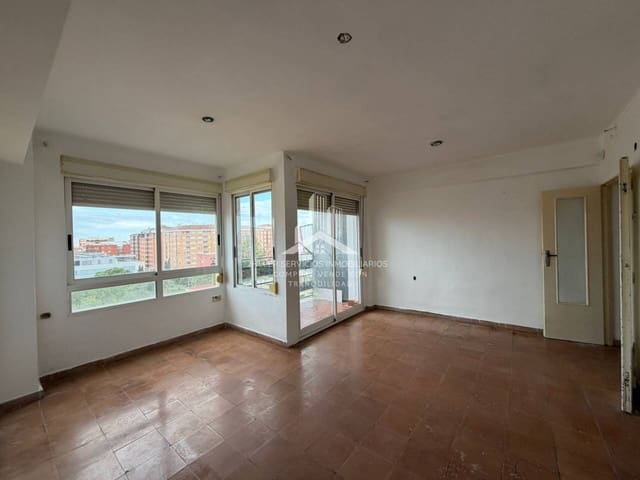 3 sovrum Lägenhet till salu i Castelló de la Plana - 125 000 € (Ref: 9844749)