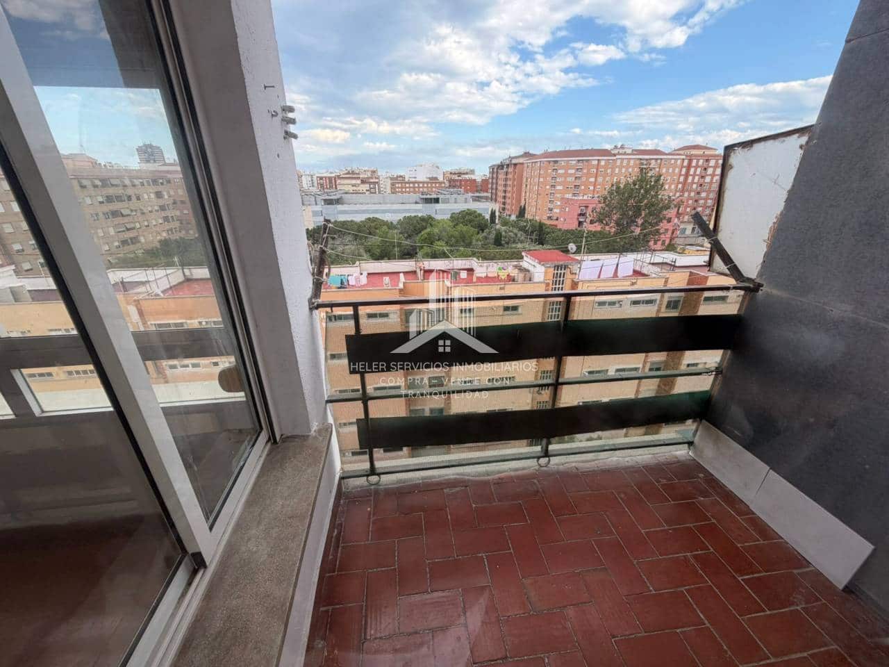 3 bedroom Flat for sale in Castello de la Plana - € 125,000 (Ref: 9844749)