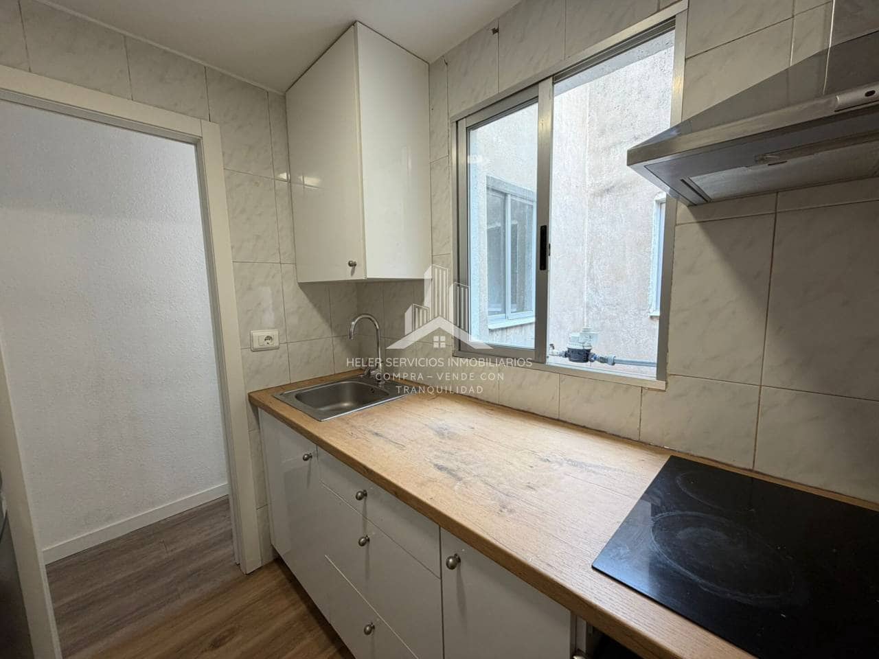 3 bedroom Flat for sale in Castello de la Plana - € 121,000 (Ref: 9844750)