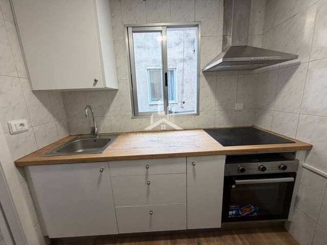 3 soveværelse Lejlighed til salg i Castelló de la Plana - € 121.000 (Ref: 9844750)