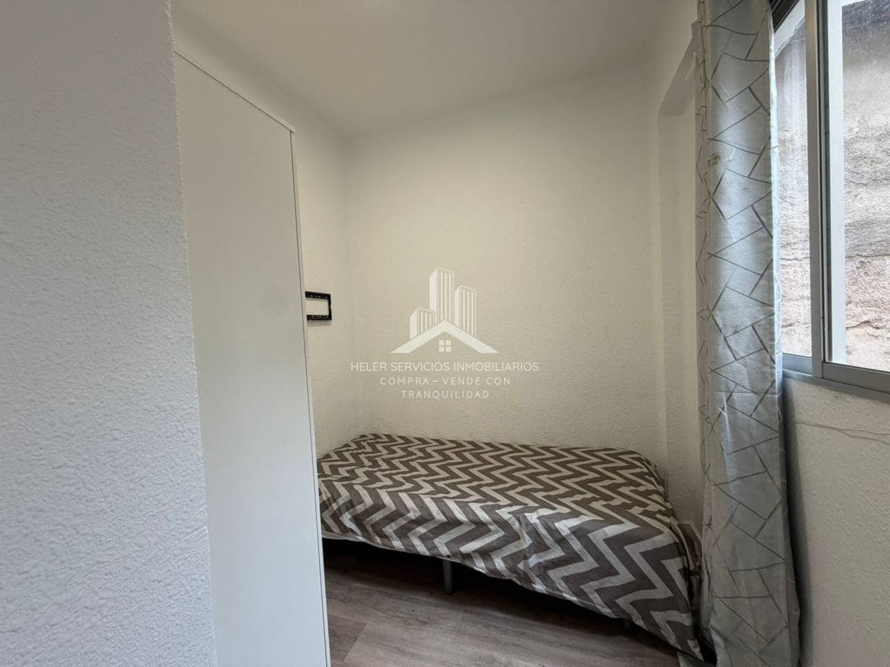 3 bedroom Flat for sale in Castello de la Plana - € 121,000 (Ref: 9844750)