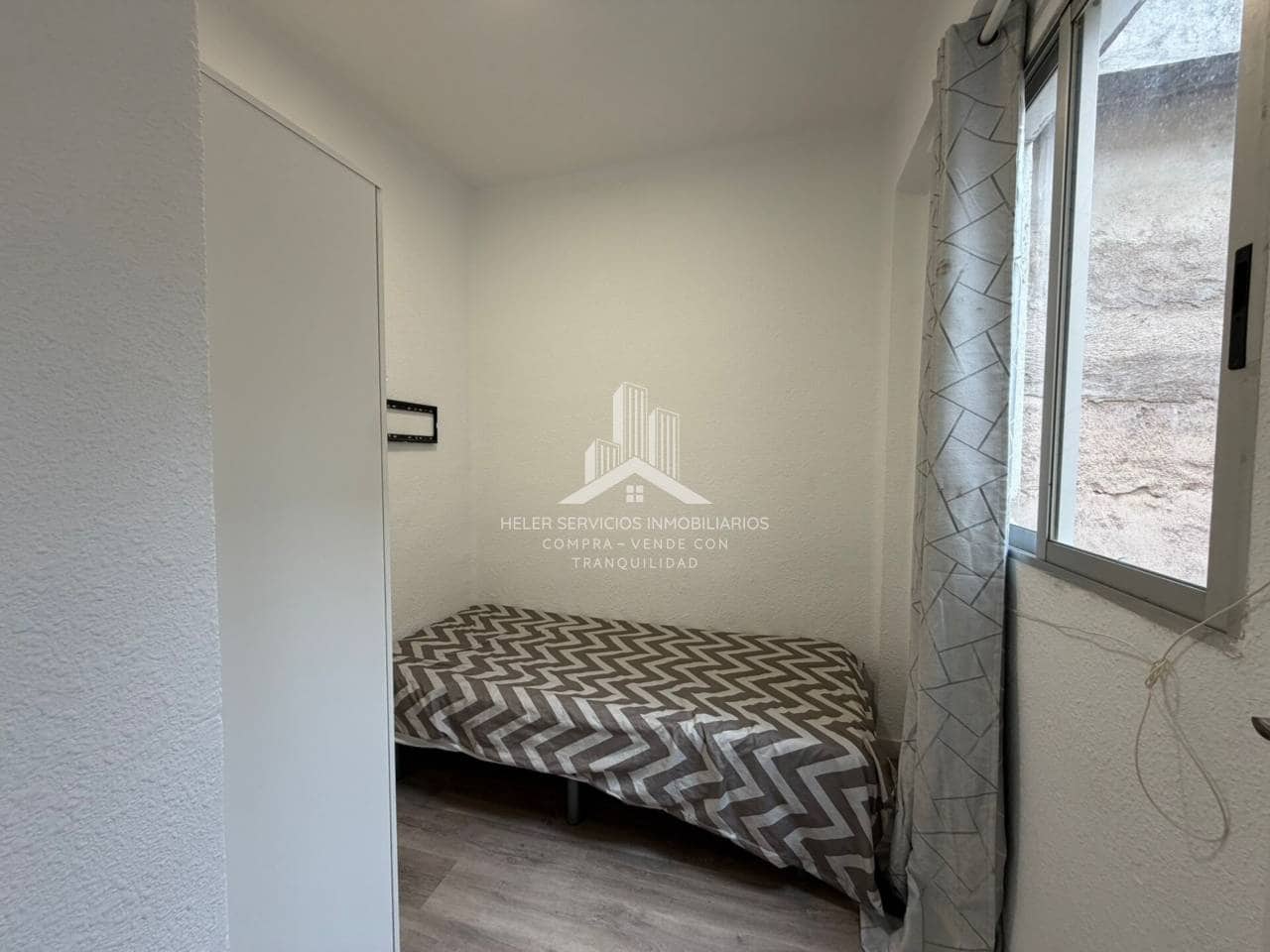 3 bedroom Flat for sale in Castello de la Plana - € 121,000 (Ref: 9844750)