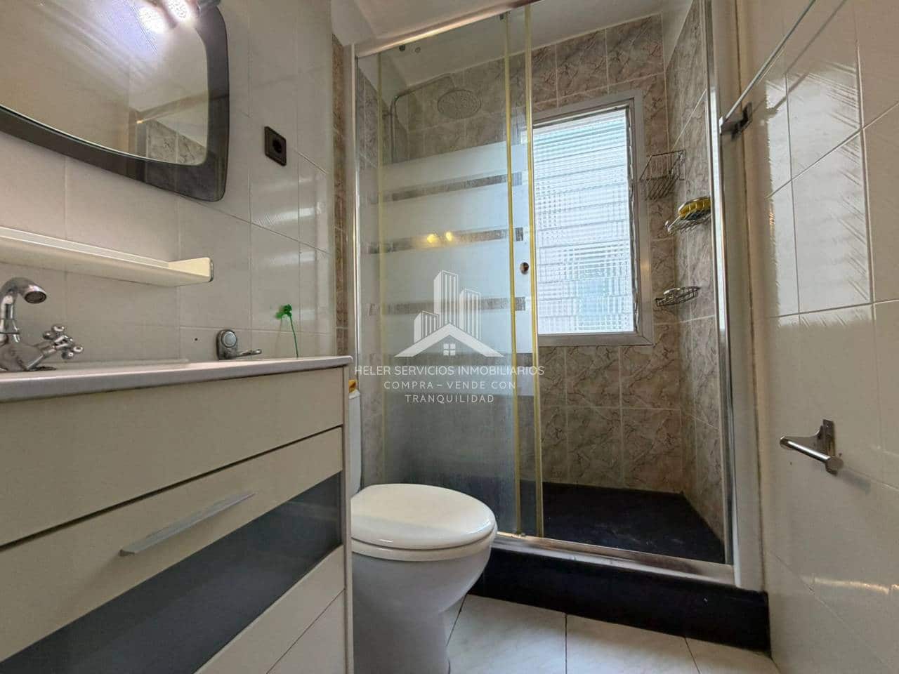 3 bedroom Flat for sale in Castello de la Plana - € 140,000 (Ref: 9844752)
