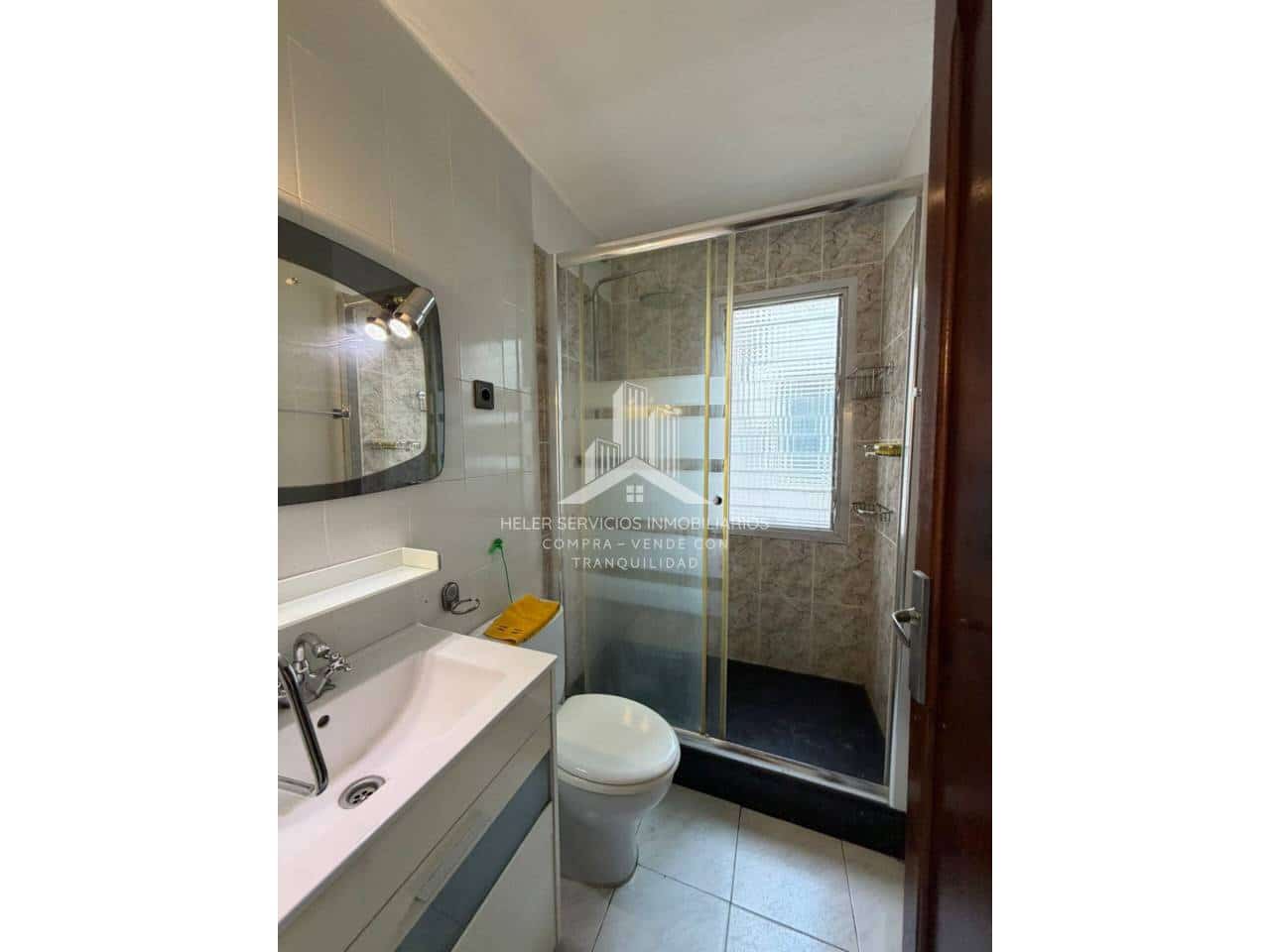 3 bedroom Flat for sale in Castello de la Plana - € 140,000 (Ref: 9844752)