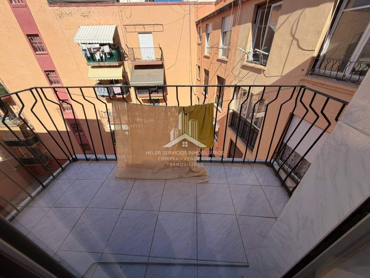 3 bedroom Flat for sale in Castello de la Plana - € 140,000 (Ref: 9844752)