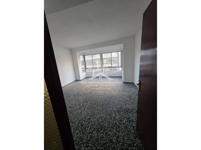 4 chambre Appartement à vendre à Vila-real - 114 000 € (Ref: 9844753)