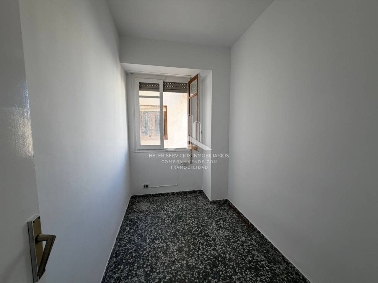 4 bedroom Flat for sale in Vila-real - € 118,000 (Ref: 9844753)