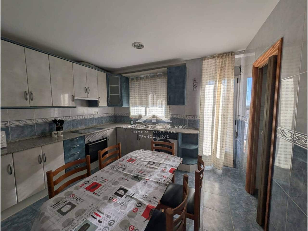 5 bedroom Apartment for rent in Nules - € 300 (Ref: 9844756)