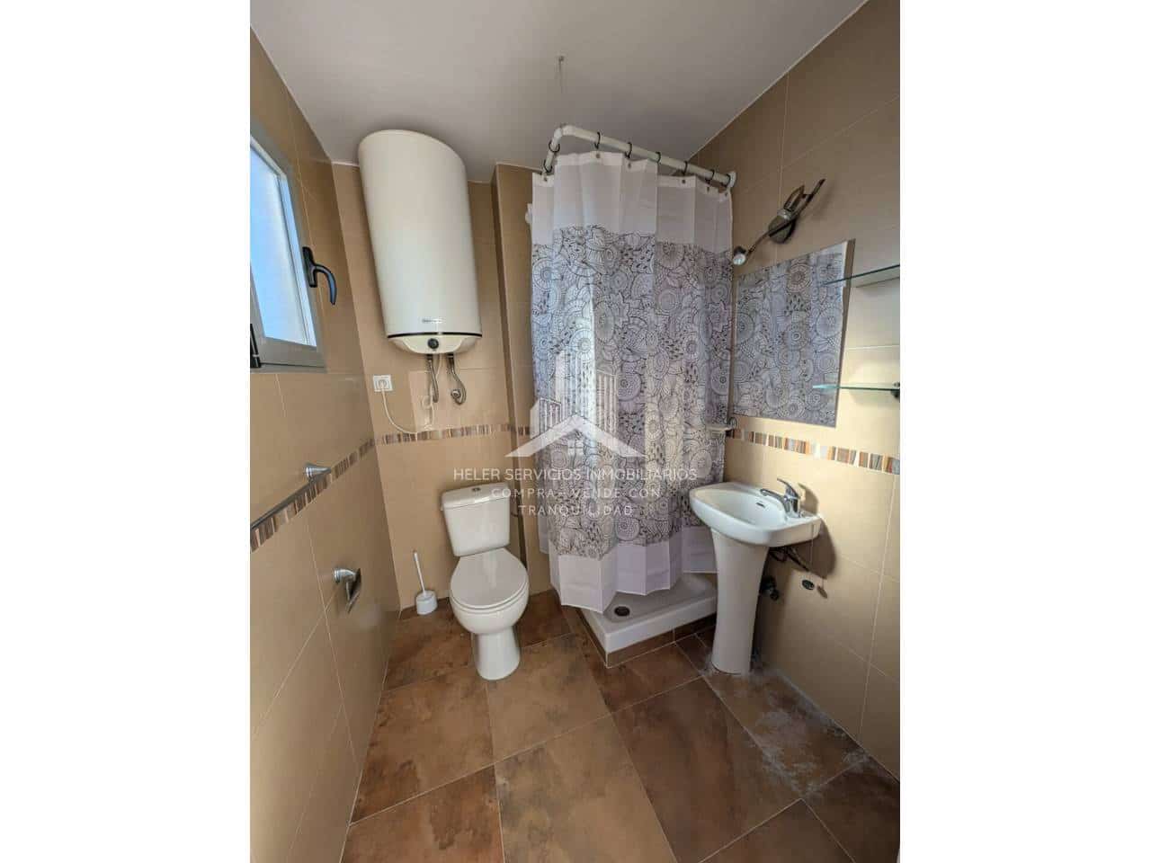 5 bedroom Apartment for rent in Nules - € 300 (Ref: 9844756)