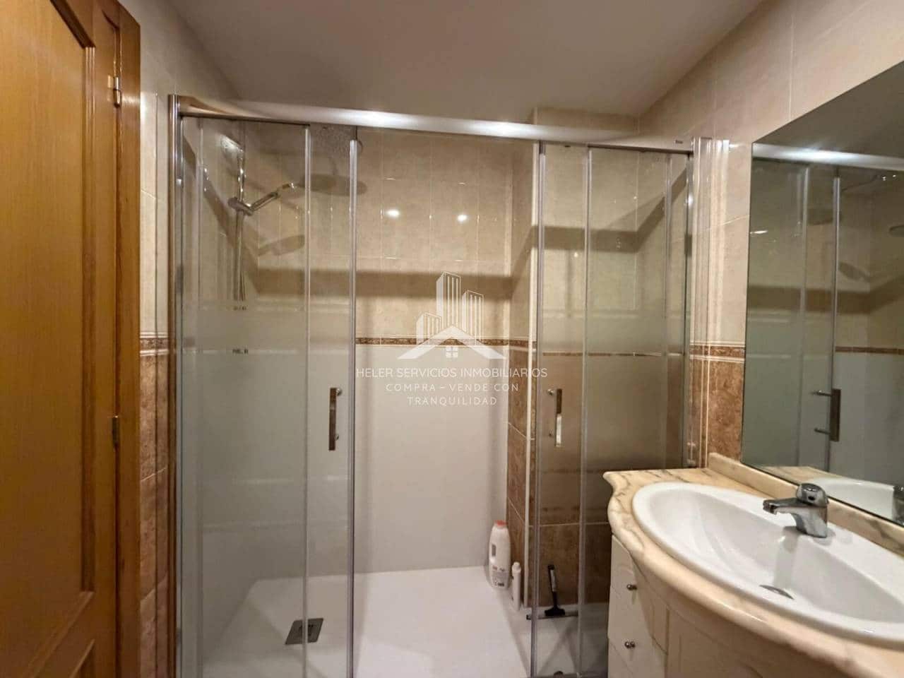 3 bedroom Flat for rent in Castello de la Plana - € 1,000 (Ref: 9848916)
