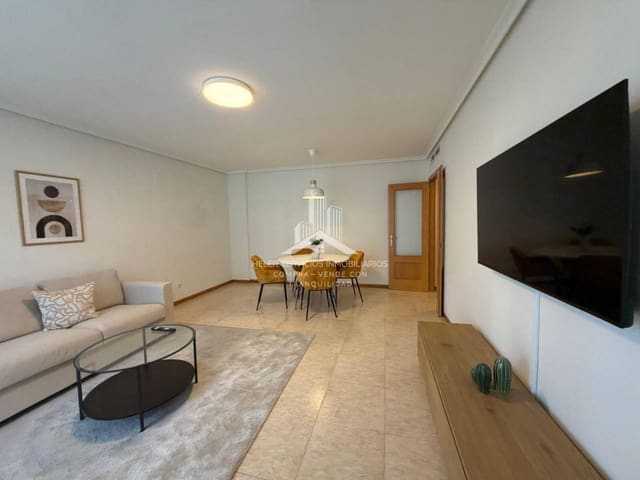 3 bedroom Flat for rent in Castelló de la Plana - € 1,000 (Ref: 9848916)