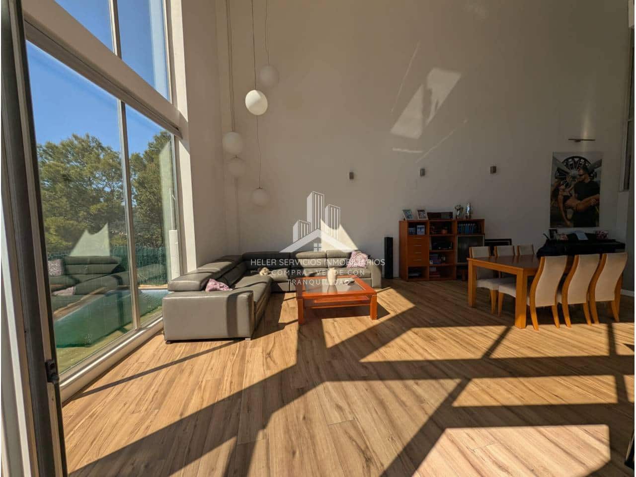 4 bedroom Villa for sale in Benicassim with pool garage - € 795,000 (Ref: 9848917)