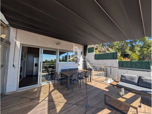 4 soveværelse Villa til salg i Benicàssim med swimmingpool garage - € 795.000 (Ref: 9848917)