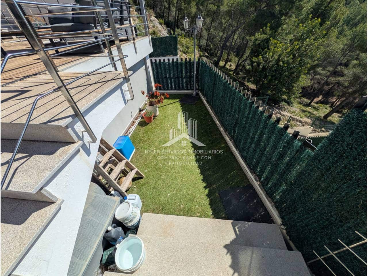 4 bedroom Villa for sale in Benicassim with pool garage - € 795,000 (Ref: 9848917)