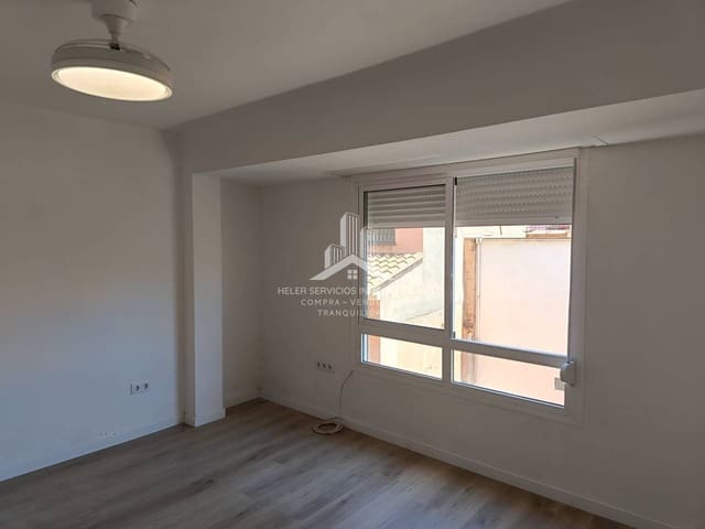 3 sypialnia Mieszkanie do wynajęcia w Castelló de la Plana - 800 € (Ref: 9875577)