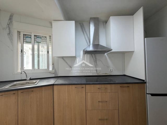3 sypialnia Mieszkanie do wynajęcia w Castelló de la Plana - 800 € (Ref: 9875577)