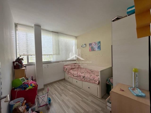 3 soverom Leilighet til salgs i Castelló de la Plana med garasje - € 165 000 (Ref: 9889647)