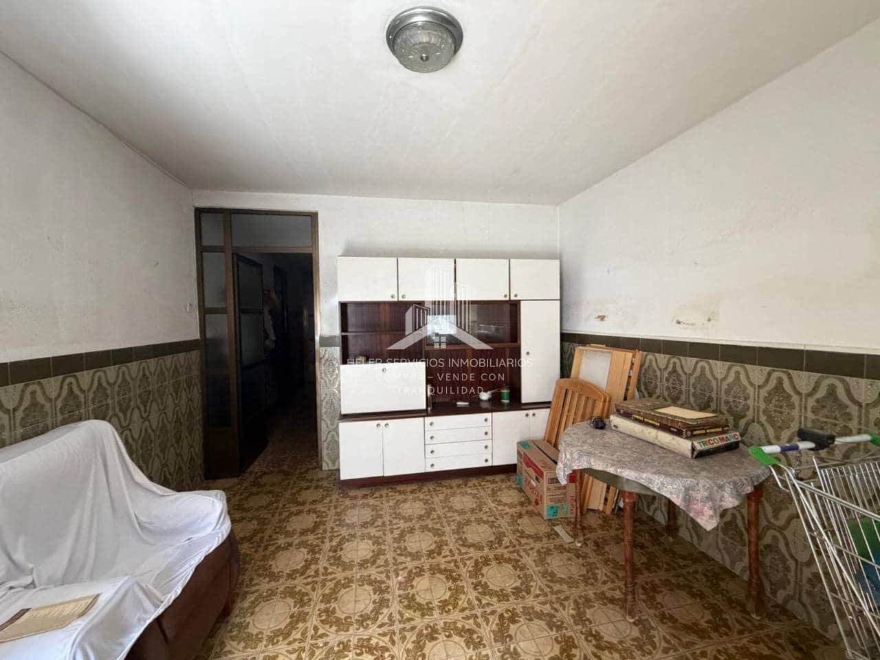 5 chambre Maison de Ville à vendre à Castello de la Plana - 185 000 € (Ref: 9889648)