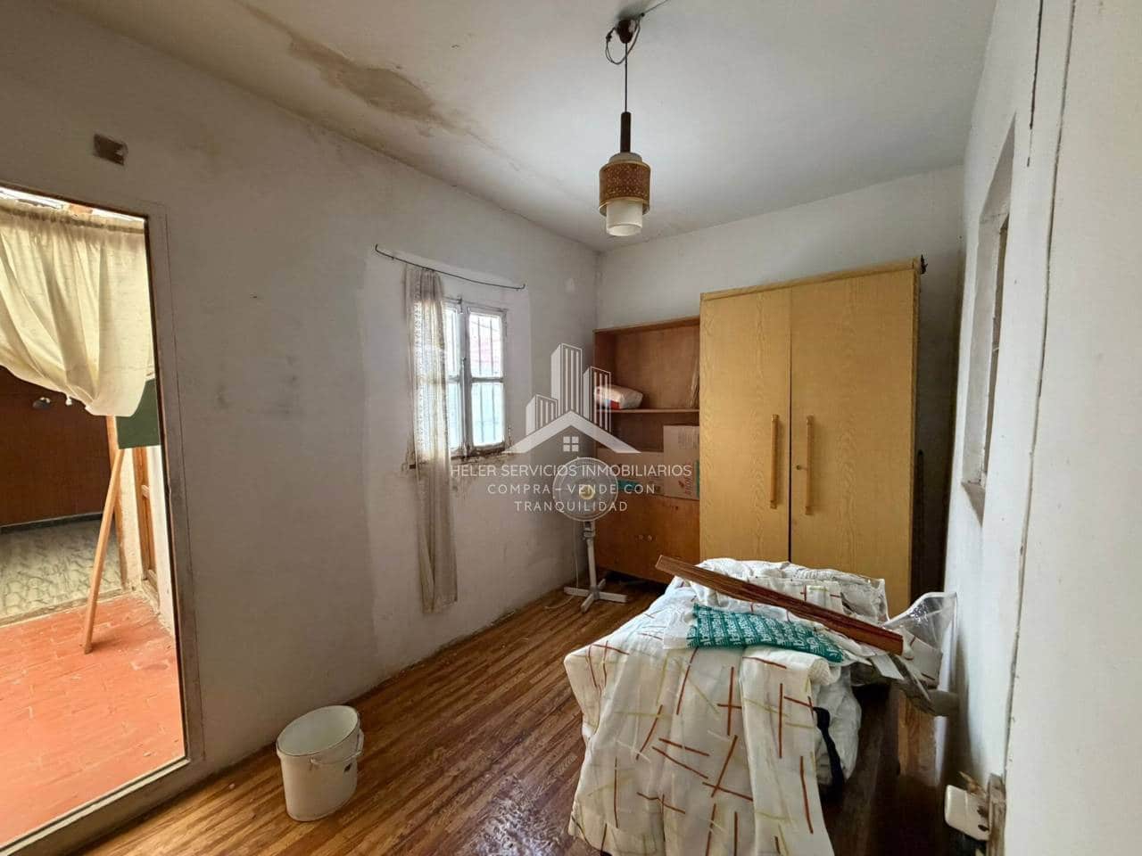 5 chambre Maison de Ville à vendre à Castello de la Plana - 185 000 € (Ref: 9889648)