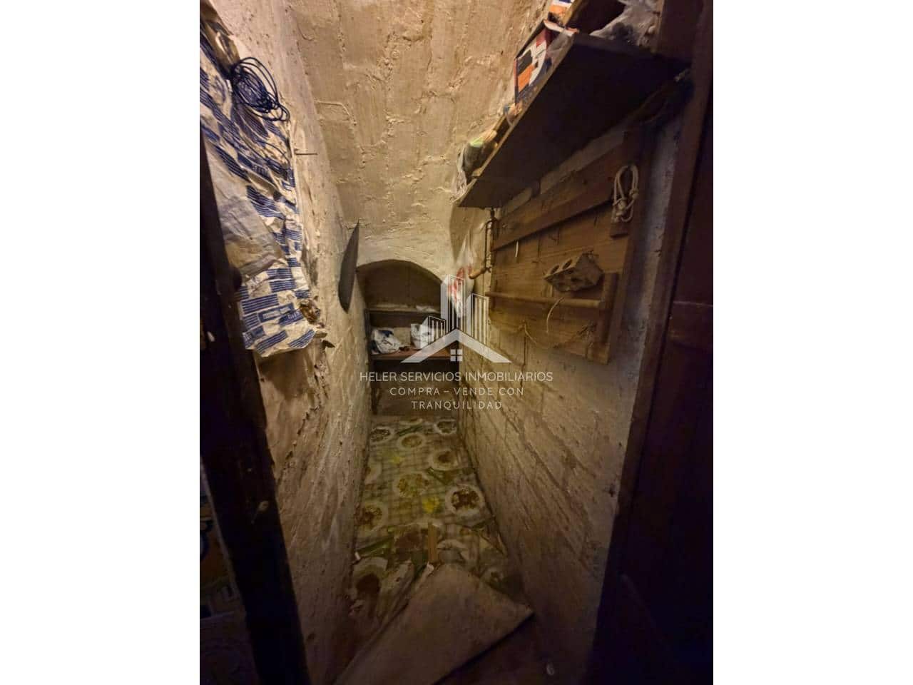 5 chambre Maison de Ville à vendre à Castello de la Plana - 185 000 € (Ref: 9889648)