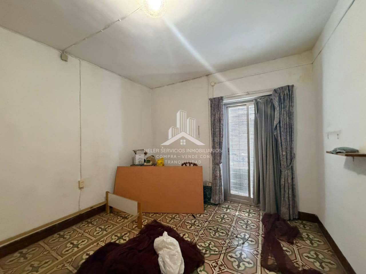 5 chambre Maison de Ville à vendre à Castello de la Plana - 185 000 € (Ref: 9889648)