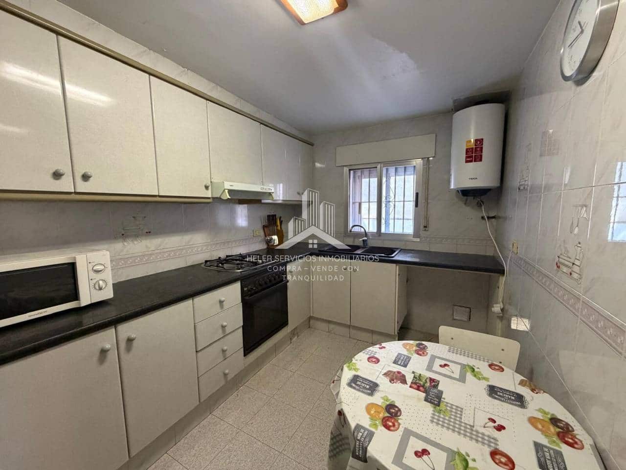 4 camera da letto Casa in vendita in Castello de la Plana con garage - 190.000 € (Rif: 9891493)