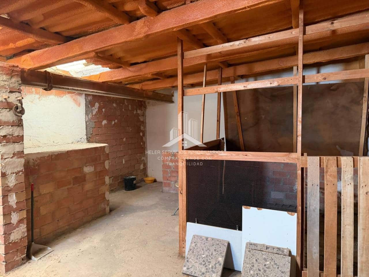 4 camera da letto Casa in vendita in Castello de la Plana con garage - 190.000 € (Rif: 9891493)