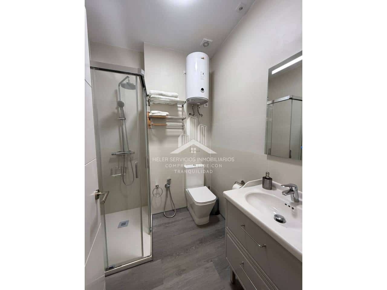 1 slaapkamer Flat te huur in Castello de la Plana - € 700 (Ref: 9902697)