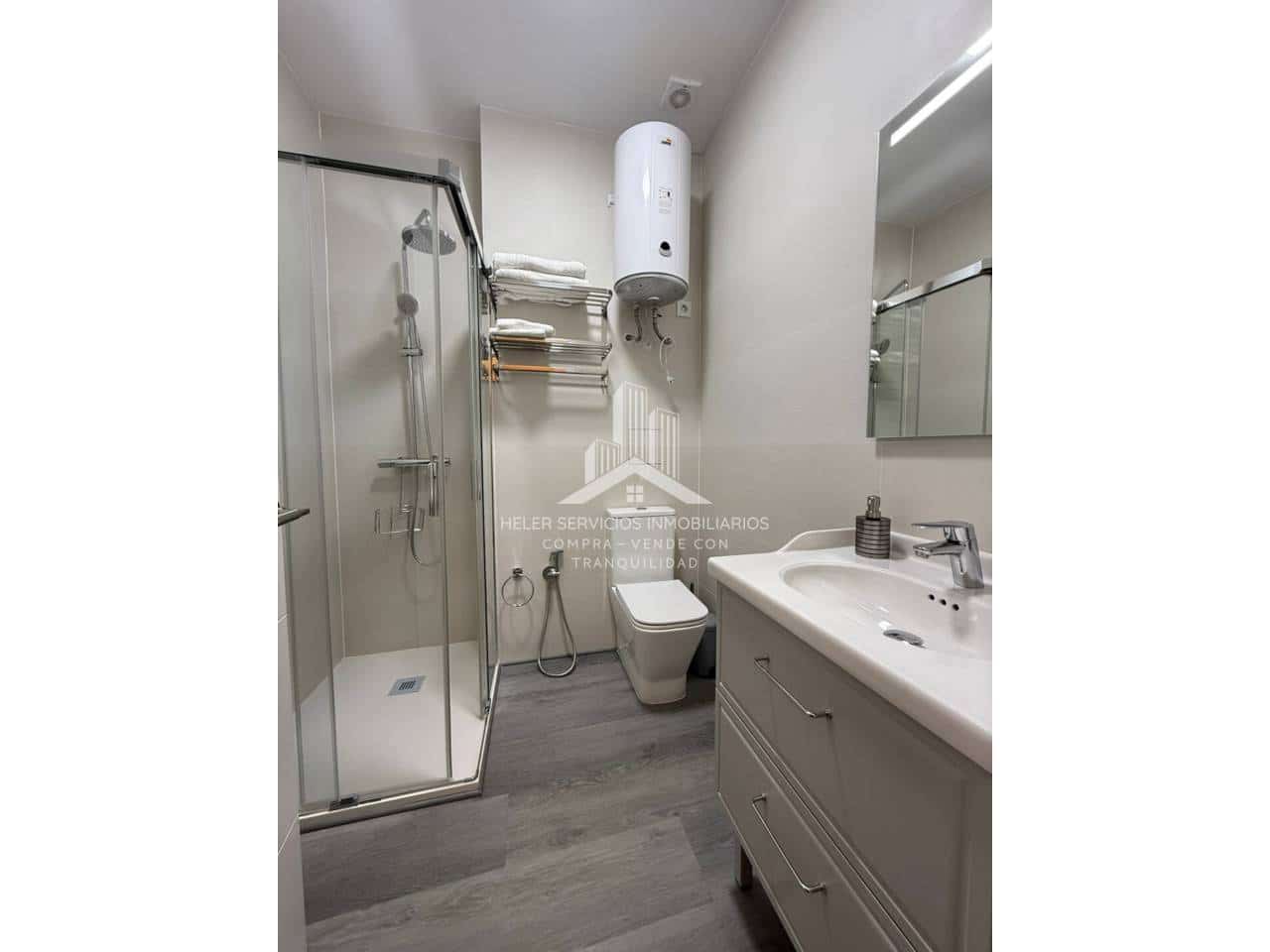 1 slaapkamer Flat te huur in Castello de la Plana - € 700 (Ref: 9902697)