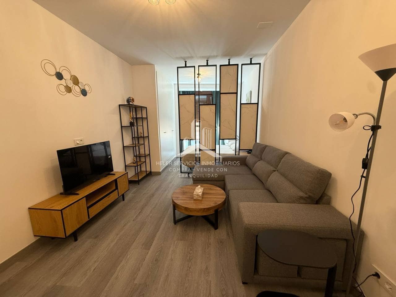 1 slaapkamer Flat te huur in Castello de la Plana - € 700 (Ref: 9902697)