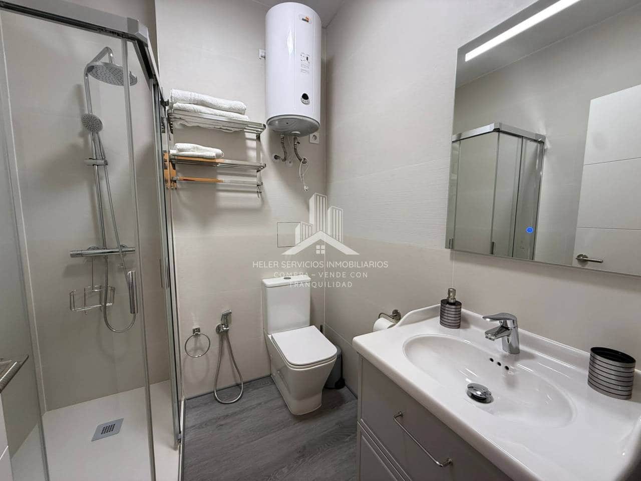 1 slaapkamer Flat te huur in Castello de la Plana - € 700 (Ref: 9902697)
