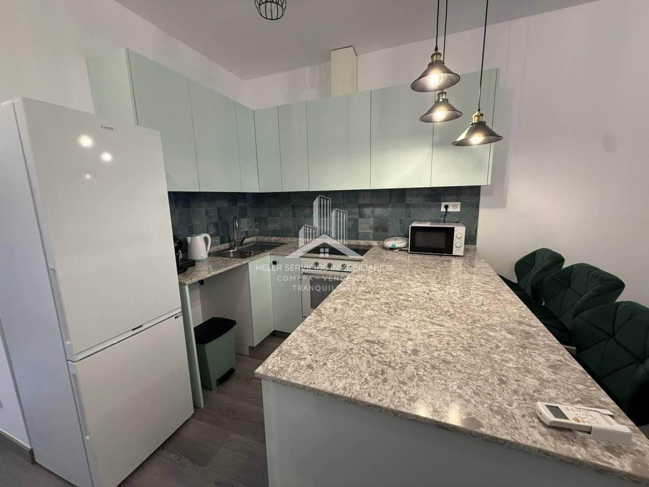 1 slaapkamer Flat te huur in Castello de la Plana - € 700 (Ref: 9902697)