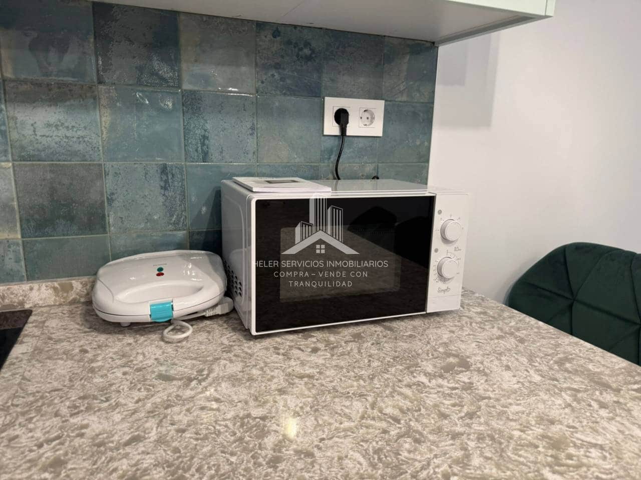 1 slaapkamer Flat te huur in Castello de la Plana - € 700 (Ref: 9902697)