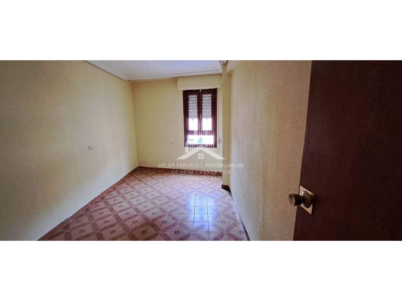 Piso de 2 habitaciones en Ribesalbes en alquiler - 420 € (Ref: 9909892)