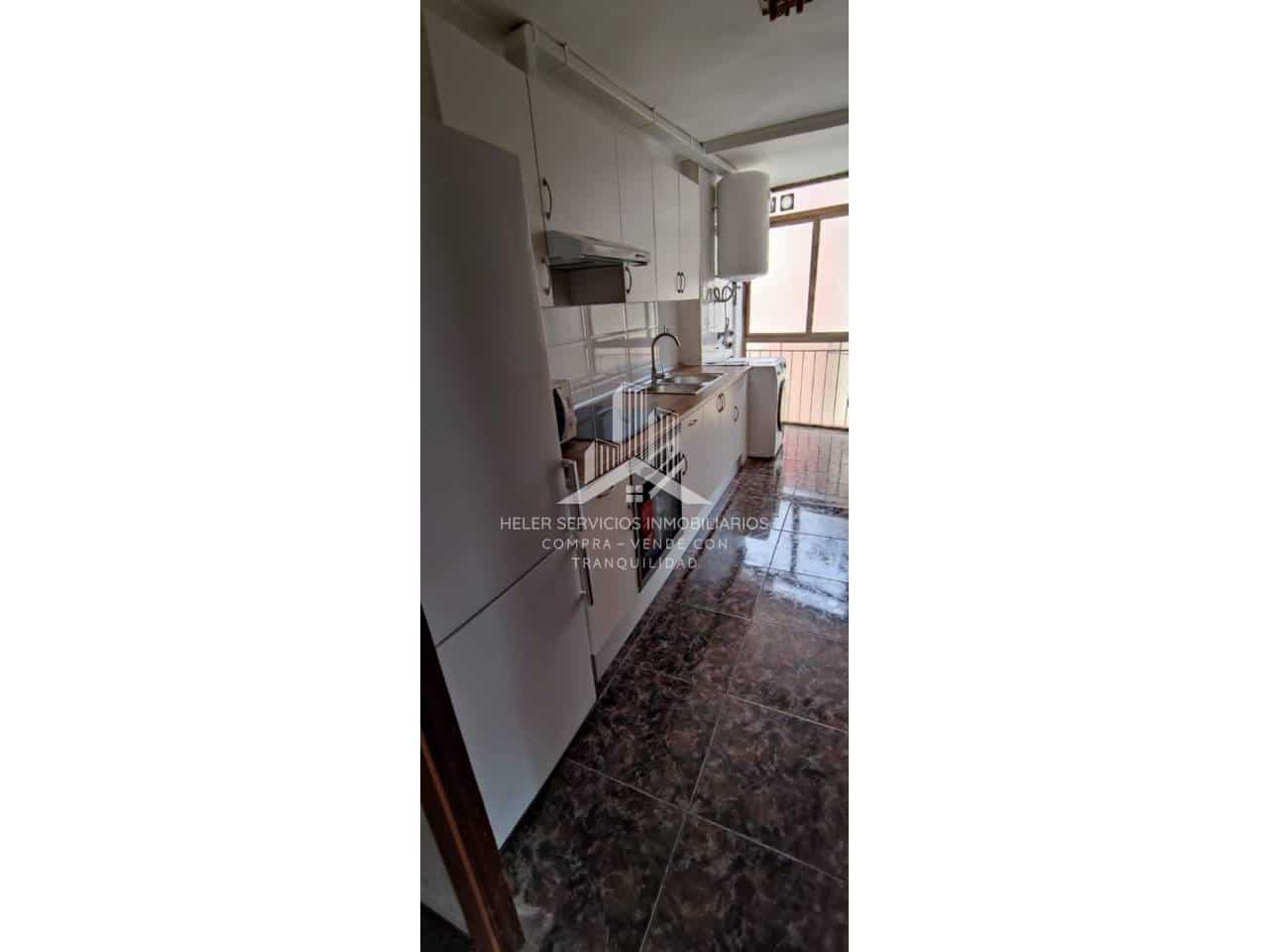 Piso de 2 habitaciones en Ribesalbes en alquiler - 420 € (Ref: 9909892)